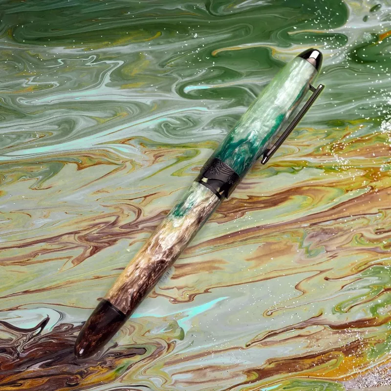 Nahvalur Horizon Twilight Medium Fountain Pen