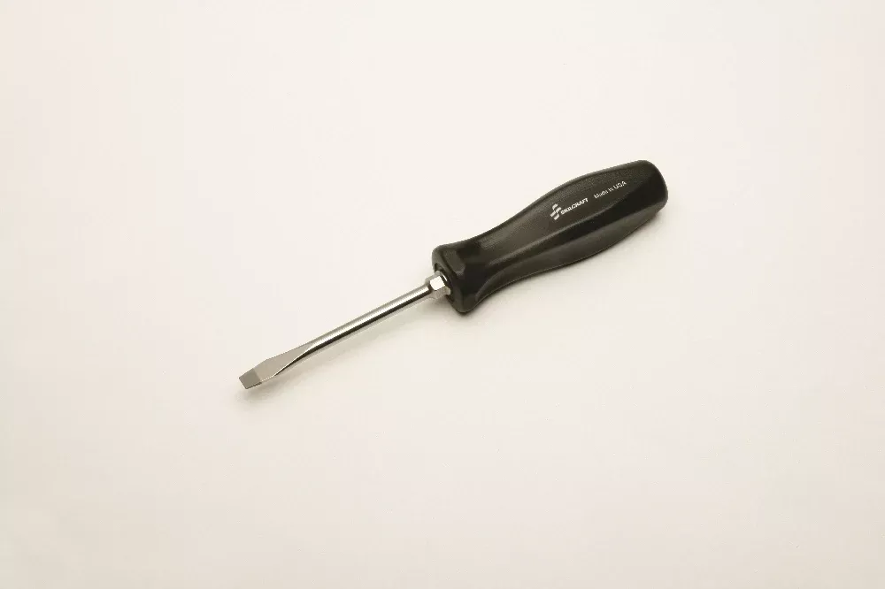 SKILCRAFT Pro-Grade Screwdriver, 1/4" Slotted Tip, 4", 1 Each