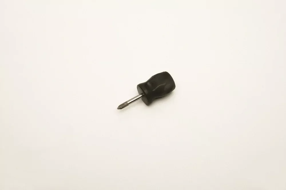 SKILCRAFT Pro-Grade Screwdriver, #2 Phillips Head, 1-1/2", 1 Each