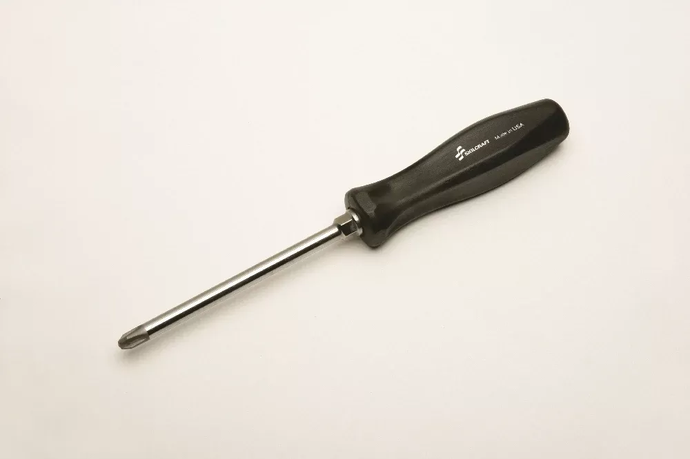 SKILCRAFT Pro-Grade Screwdriver, #4 Phillips Head, 6", 1 Each