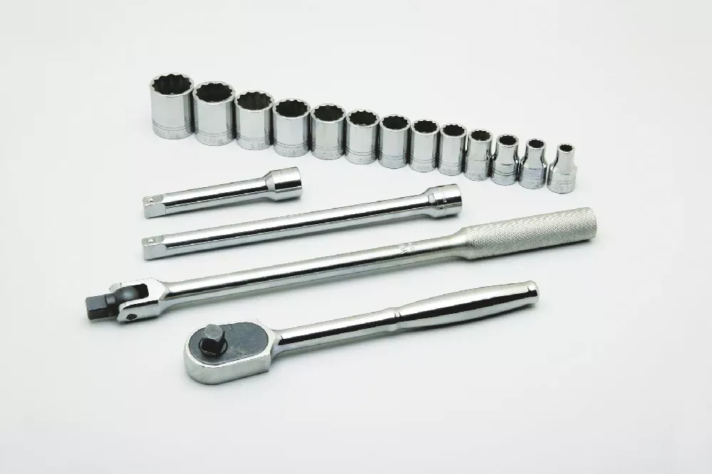 SKILCRAFT Pro-Grade Socket Set, 1/2" Drive SAE 12-Point Sockets, Shallow Combination, 17 Piece Set, Case of 4 Sets